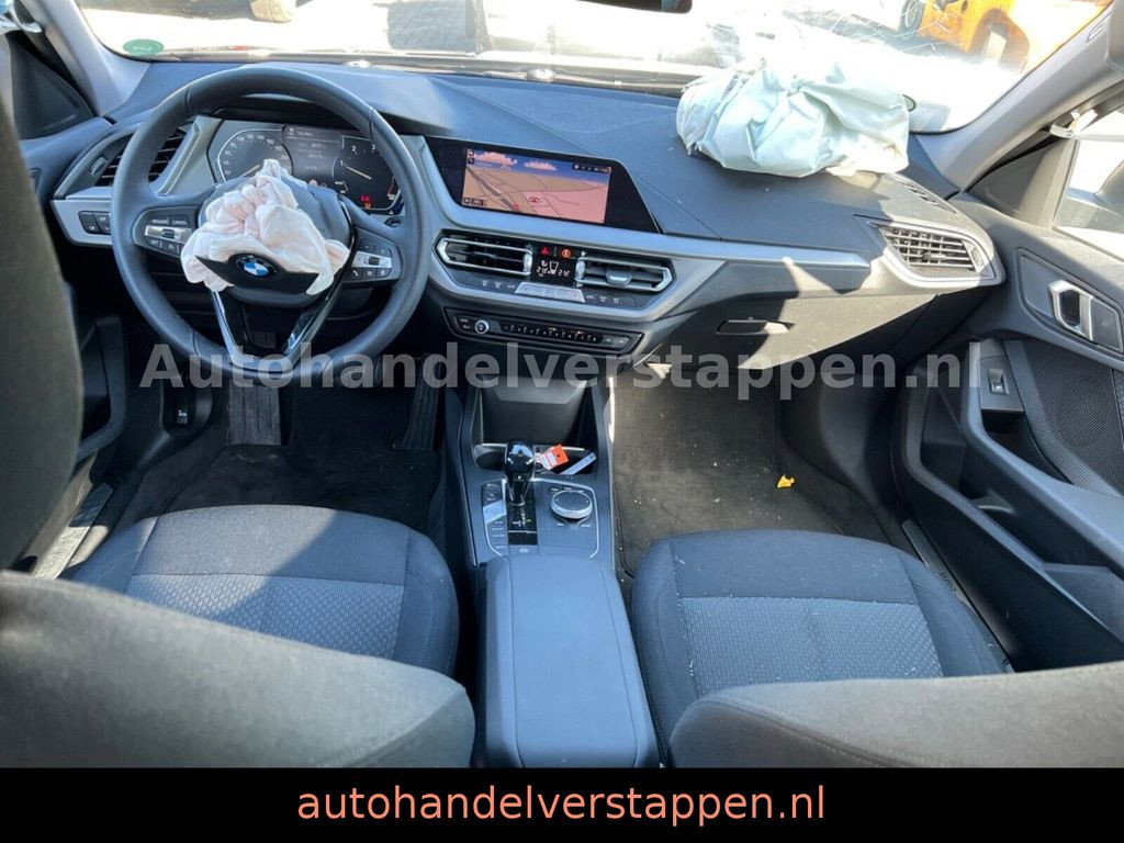 BMW 116 d Advantage Aut7G Live Cockpit LED Navi