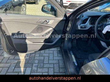 BMW 116 d Advantage Aut7G Live Cockpit LED Navi