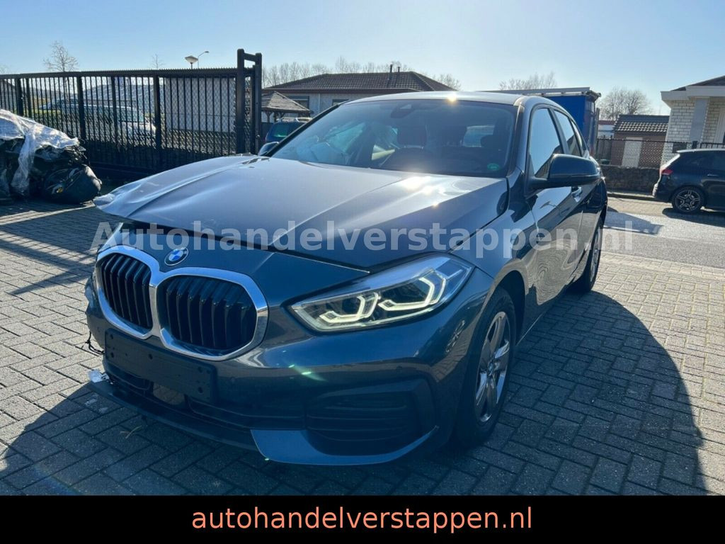 BMW 116 d Advantage Aut7G Live Cockpit LED Navi