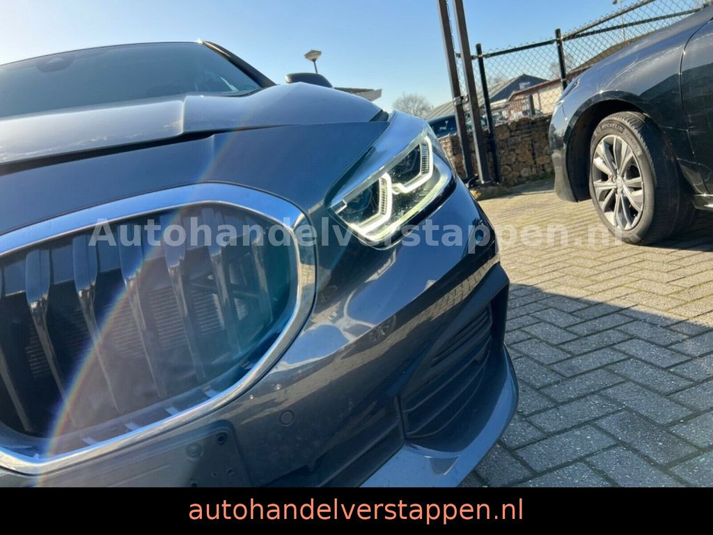 BMW 116 d Advantage Aut7G Live Cockpit LED Navi
