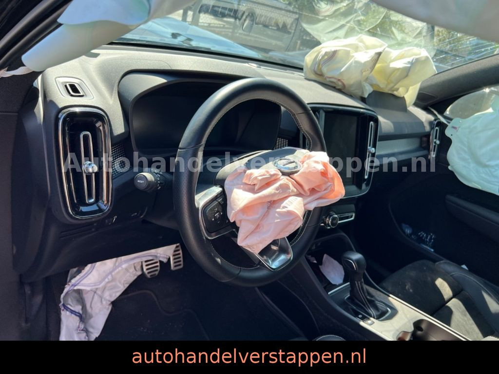 Volvo XC40 R Design 120KW Leder Nappa LED