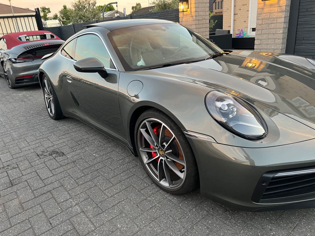 Porsche 911 Carrera 4S 450 Sport-Chrono-Paket Bose