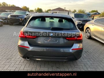 BMW 118 i Lim. Advantage LED Scheinw. Navigation