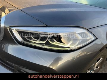 BMW 118 i Lim. Advantage LED Scheinw. Navigation