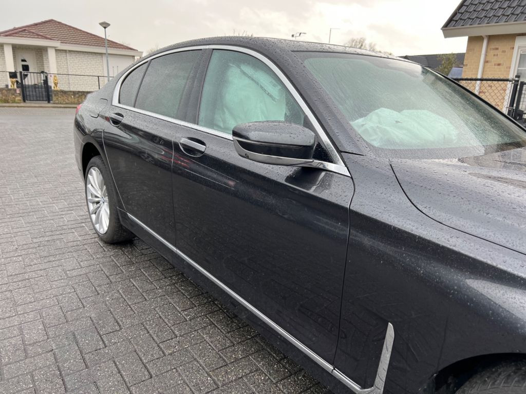 BMW 745E 290KW Plug In Hybrit Individual