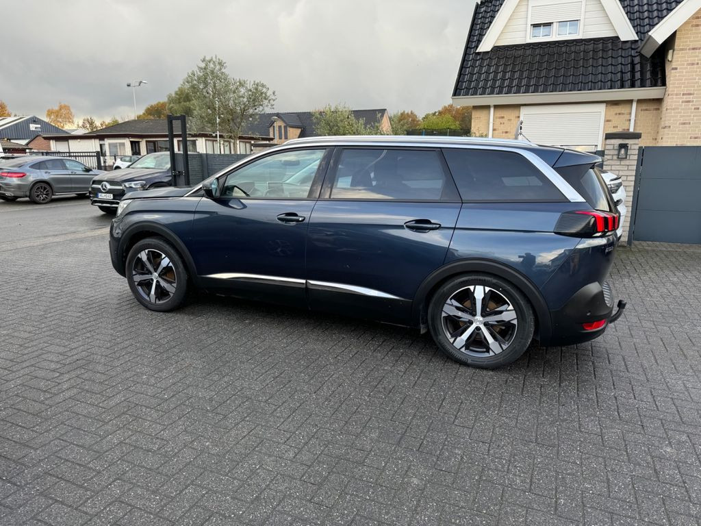 Peugeot 5008 II Allure Aut. Panamera 96 kW 12V e-THP