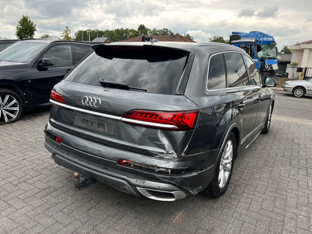 Audi Q7 45 TDI Quattro S line Panorama 7-Sitzer