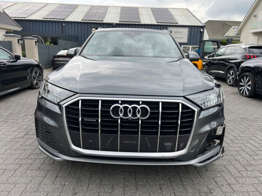 Audi Q7 45 TDI Quattro S line Panorama 7-Sitzer