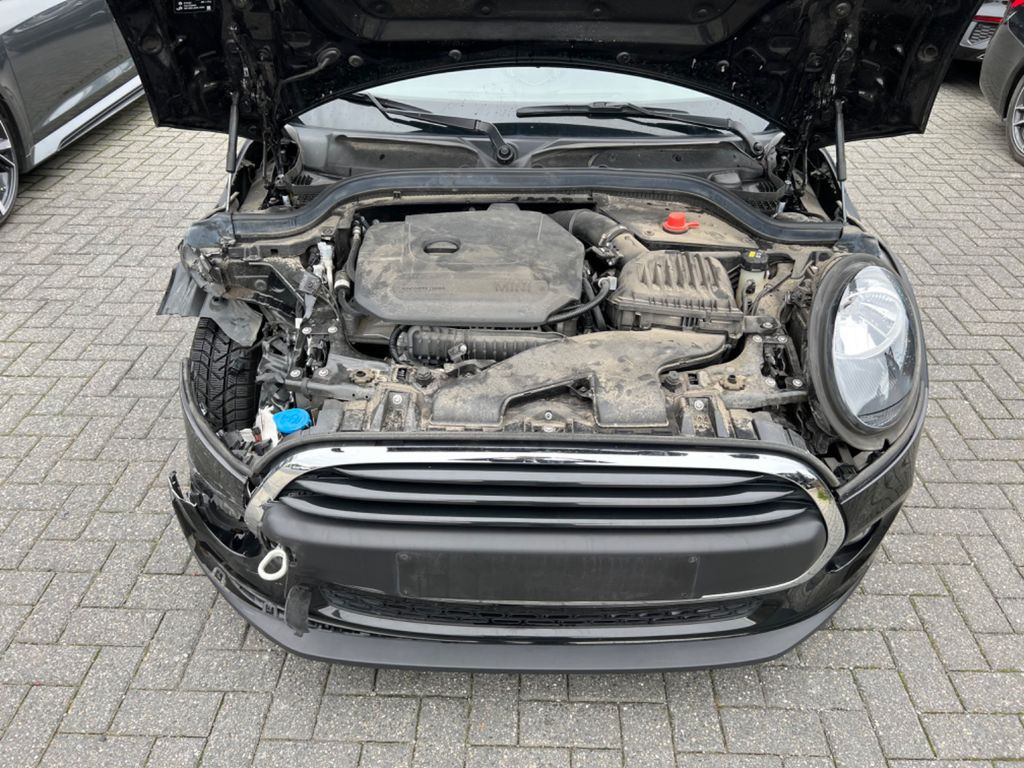 MINI ONE One 75KW Essential Trim Navi