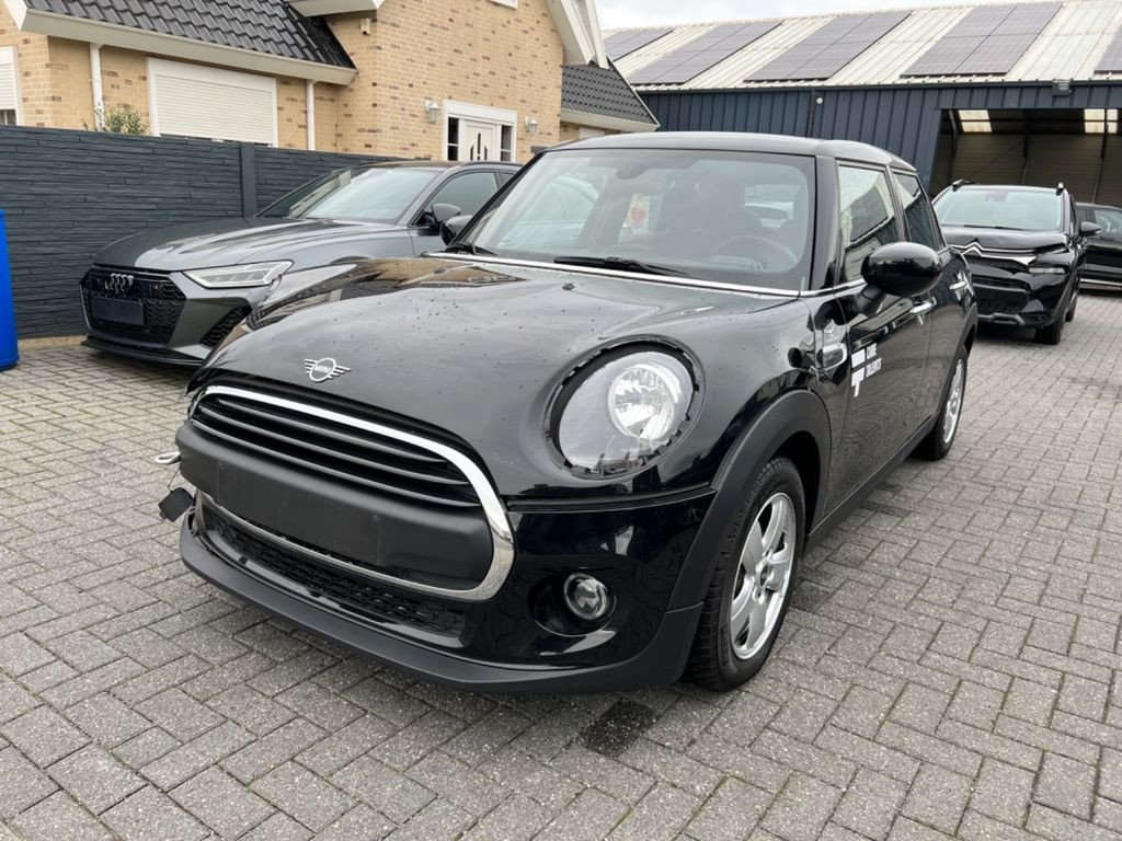 MINI ONE One 75KW Essential Trim Navi