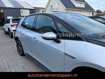 Volkswagen ID.3 Pro Life  Rijbaar/Drive ready