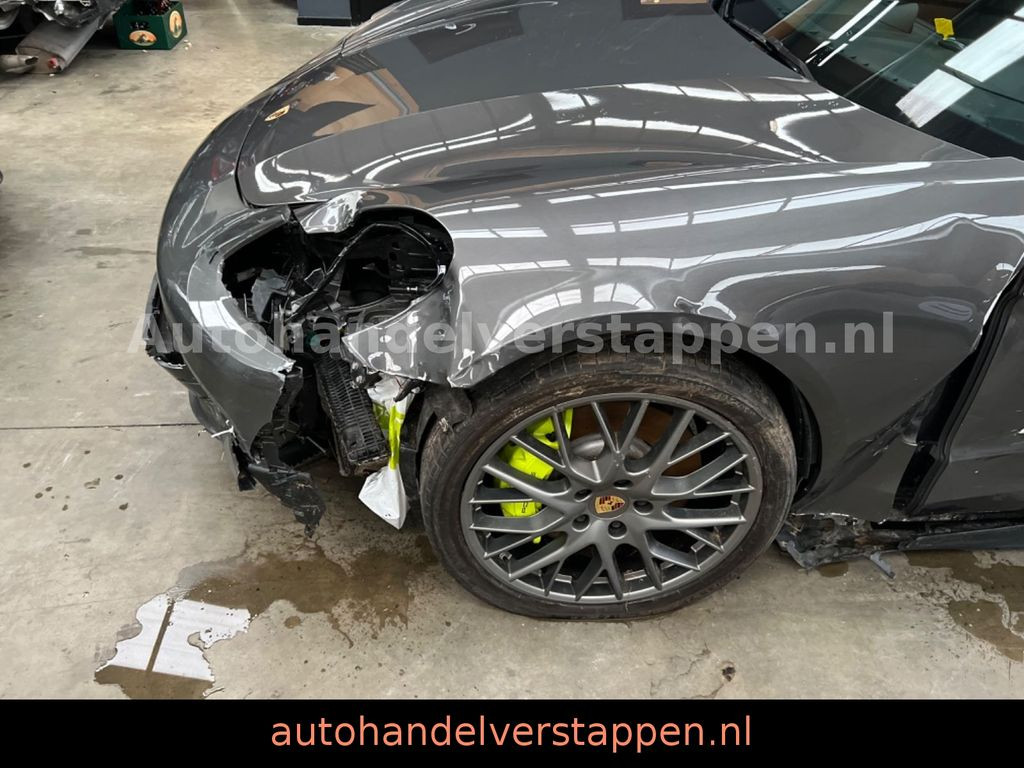 Porsche Panamera 4 E-Hybrid Sport-Chrono-Paket Panorama