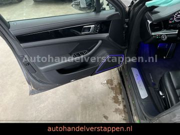 Porsche Panamera 4 E-Hybrid Sport-Chrono-Paket Panorama