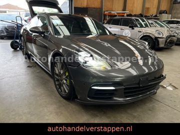 Porsche Panamera 4 E-Hybrid Sport-Chrono-Paket Panorama