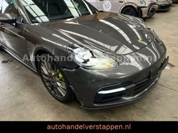 Porsche Panamera 4 E-Hybrid Sport-Chrono-Paket Panorama