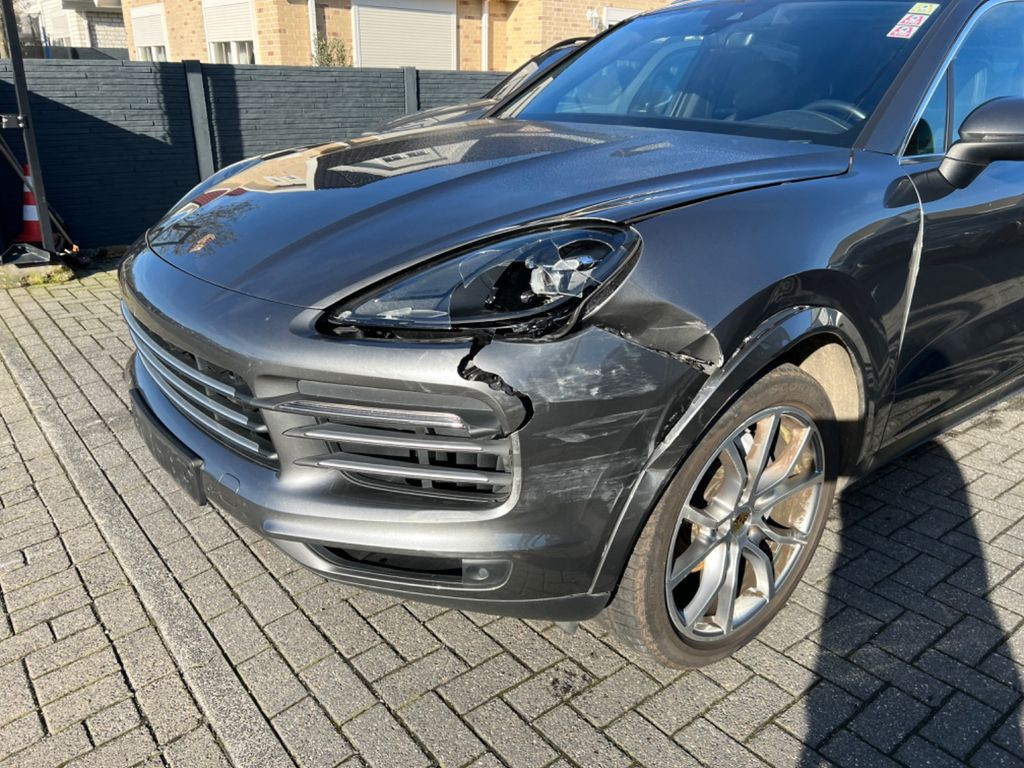 Porsche Cayenne 3.0L V6 Turbo 250KW Panorama