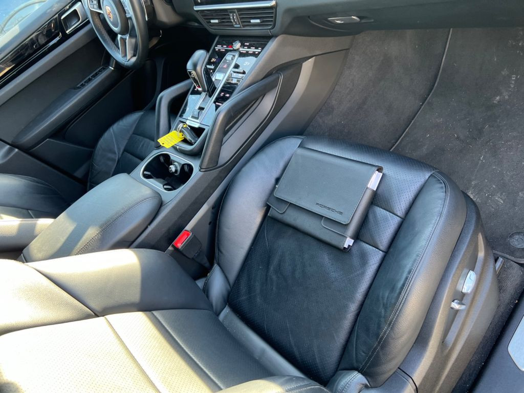 Porsche Cayenne 3.0L V6 Turbo 250KW Panorama