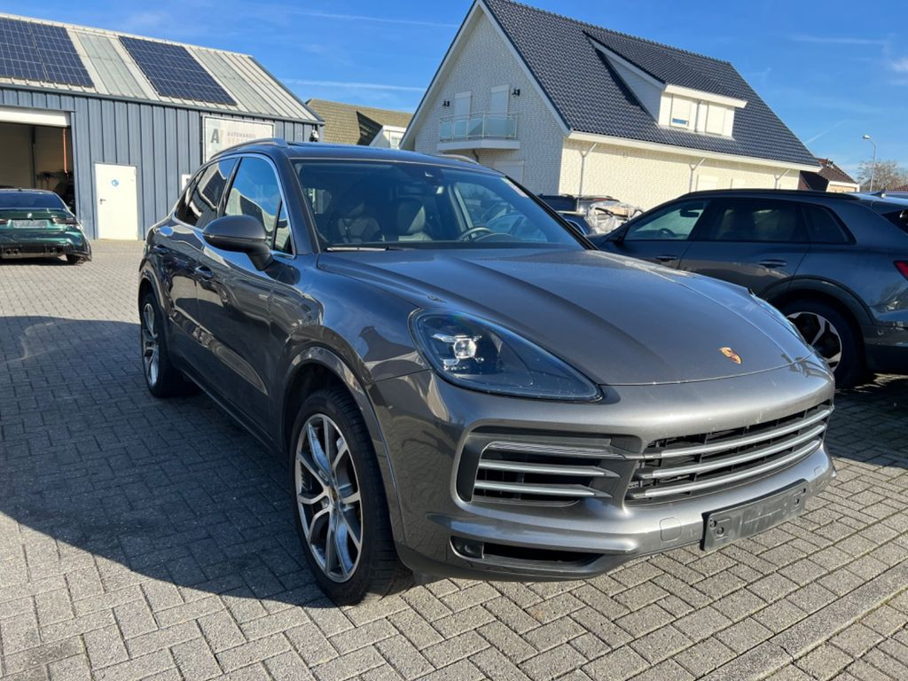 Porsche Cayenne 3.0L V6 Turbo 250KW Panorama