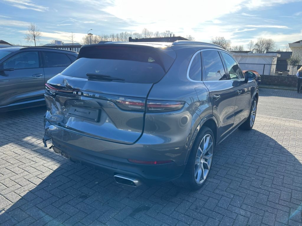 Porsche Cayenne 3.0L V6 Turbo 250KW Panorama