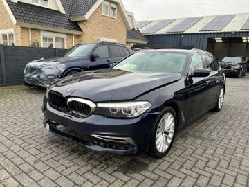 BMW 540d xDrive Luxury Line Panorama AHK