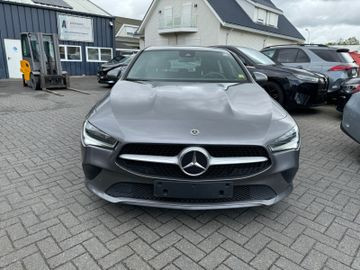 Mercedes-Benz CLA 180 Shooting Brake Urban Navigatie Facelift