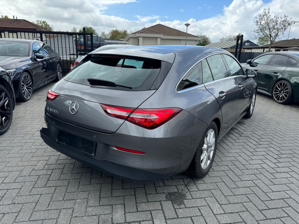 Mercedes-Benz CLA 180 Shooting Brake Urban Navigatie Facelift