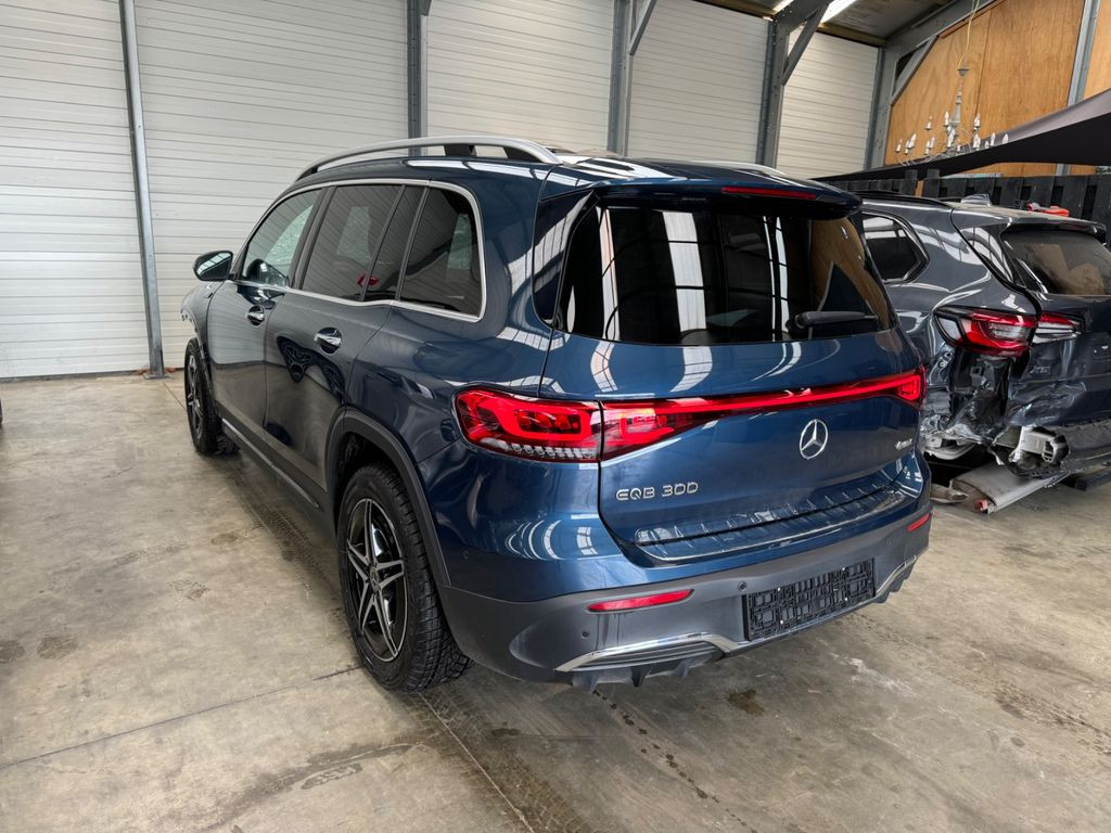 Mercedes-Benz EQB 300 4Matic AMG Sport 168KW Vollaus.