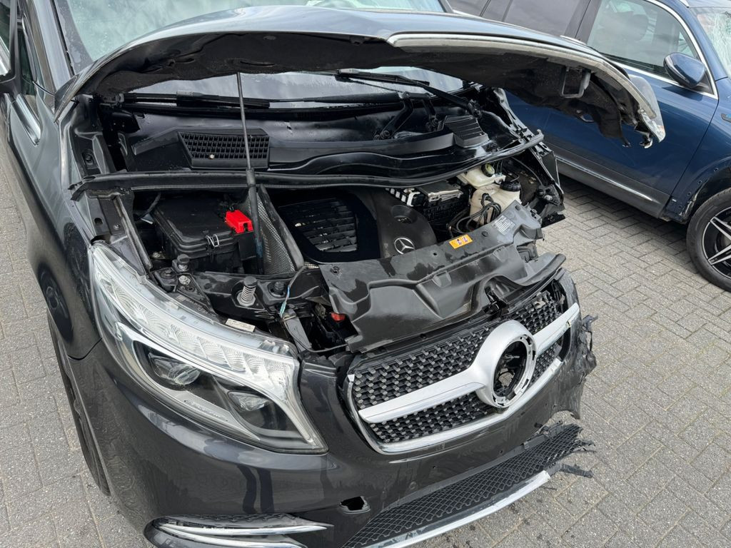 Mercedes-Benz V 300V 176KW LANG AMG Sport 6 SItzer