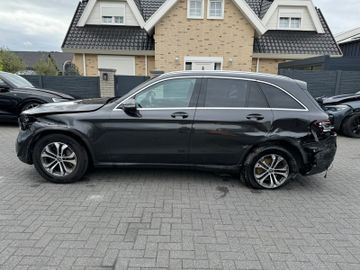 Mercedes-Benz GLC 200d Urban Paket/Chrome paket Navi LED