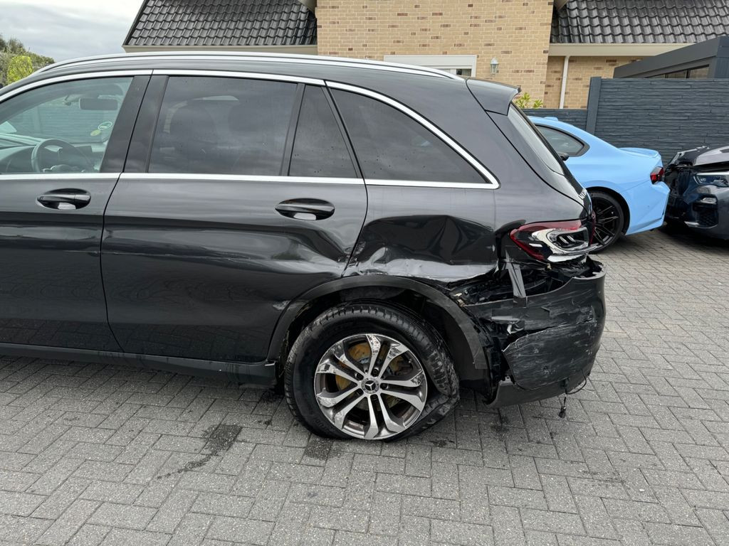 Mercedes-Benz GLC 200d Urban Paket/Chrome paket Navi LED