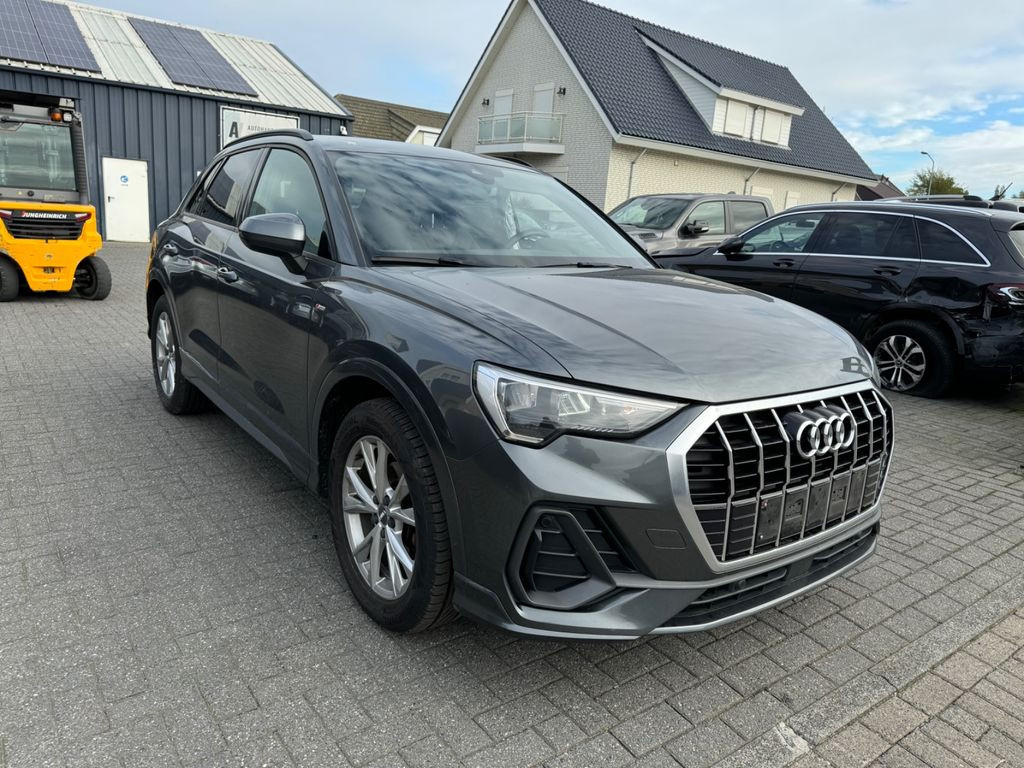 Audi Q3 35 TDI 110KW  S-Tronic  S line Sport