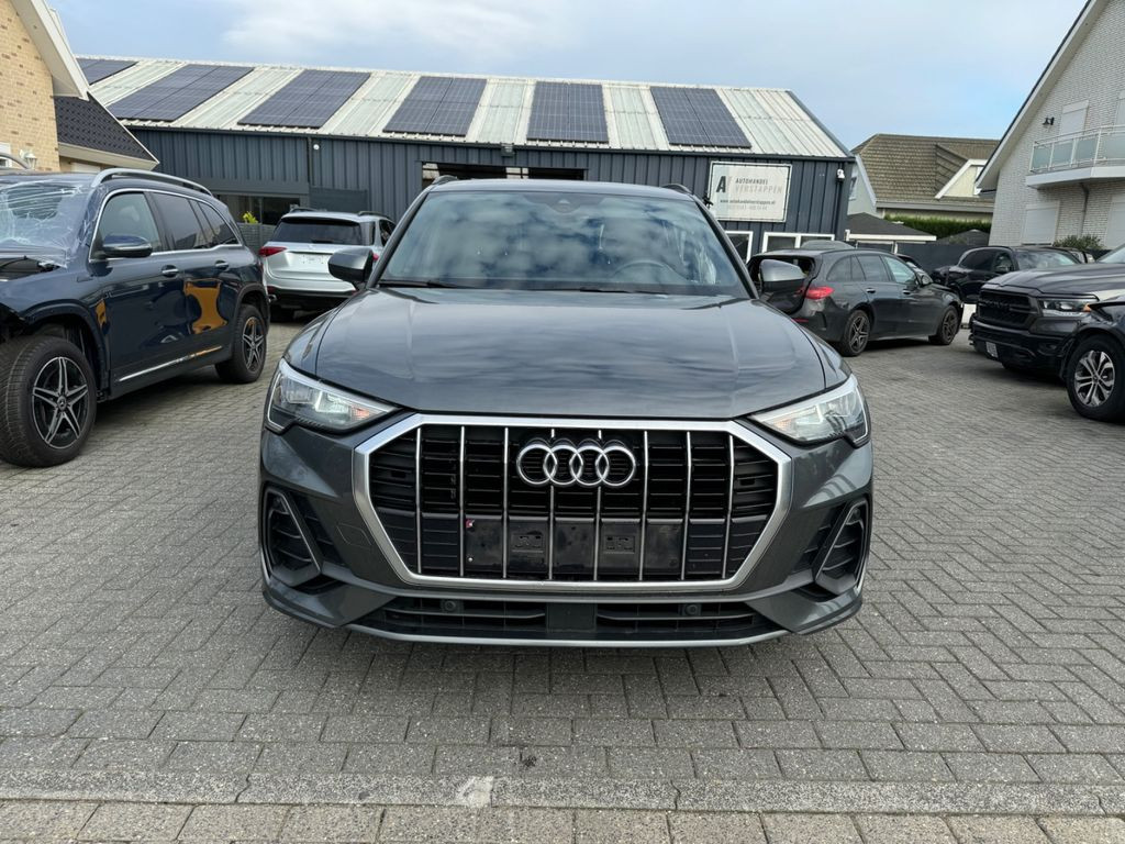 Audi Q3 35 TDI 110KW  S-Tronic  S line Sport