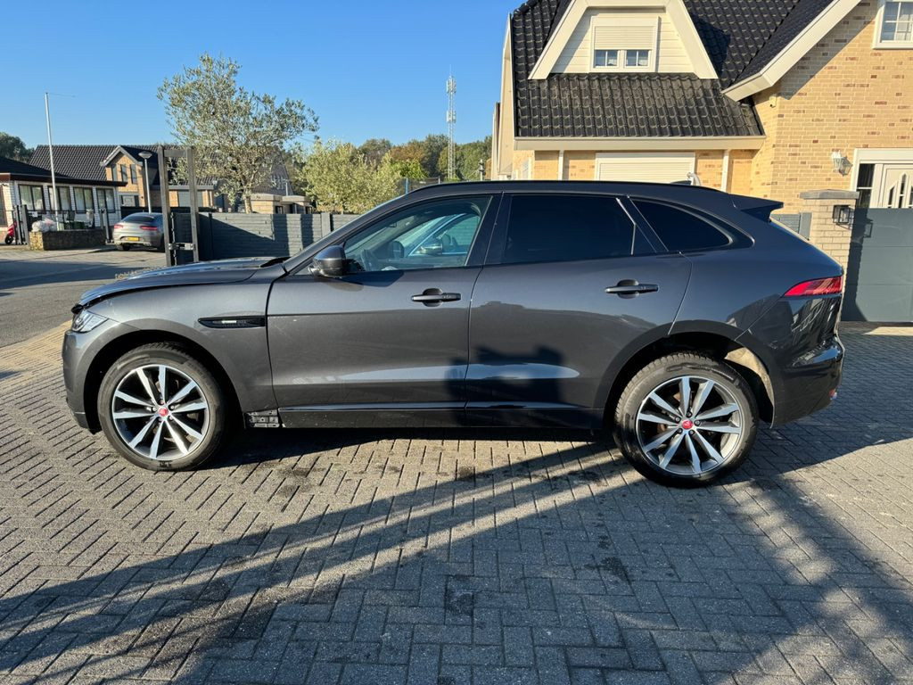 Jaguar F-PACE 300d Sport AWD Panorama