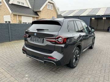 BMW iX3 M-Sportpaket Panorama Leder Navi LED