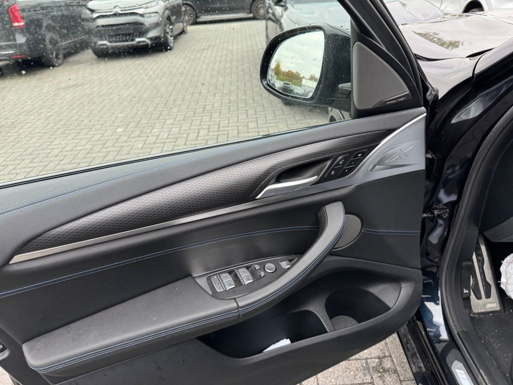 BMW iX3 M-SPORTPAKET HUD/LEDER?LED/20ZOLL