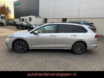 Volkswagen Golf VIII Variant Life 2,0TDI DSG 110KW Navi