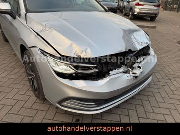 Volkswagen Golf VIII Variant Life 2,0TDI DSG 110KW Navi