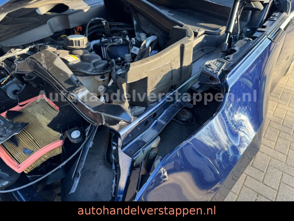 Land Rover Range Rover Velar Dynamic SE 2.0L SI 184KW