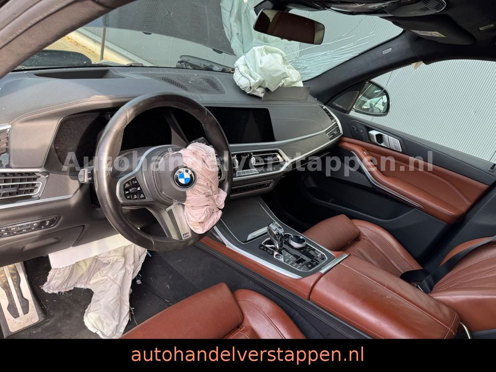 BMW X7 M50d 294KW Pano Sky -Executive- 6Sitzer