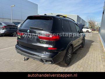 BMW X7 M50d 294KW Pano Sky -Executive- 6Sitzer