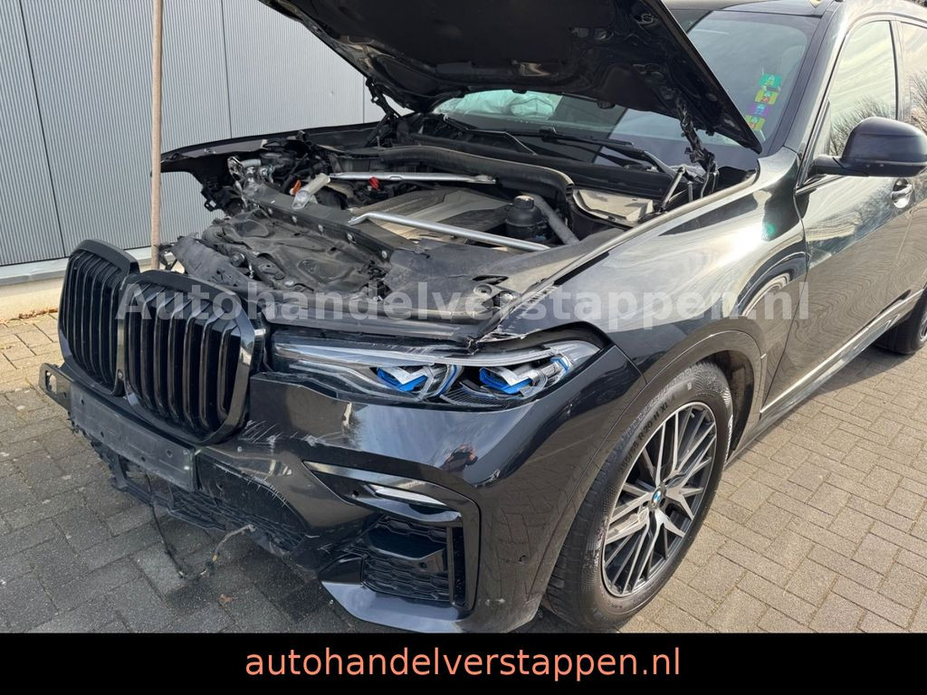 BMW X7 M50d 294KW Pano Sky -Executive- 6Sitzer