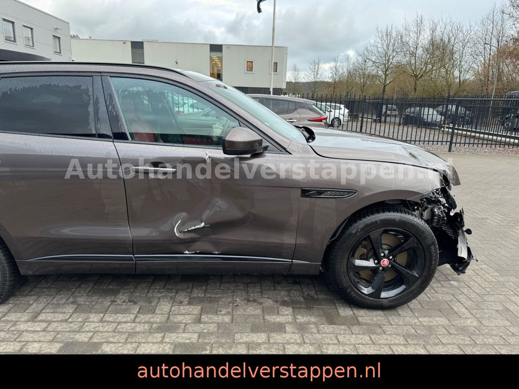 Jaguar F-Pace P400e R-DYNAMIC S AWD Pano