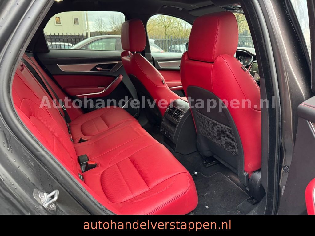 Jaguar F-Pace P400e R-DYNAMIC S AWD Pano