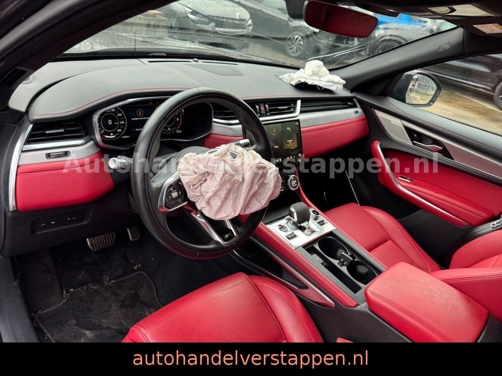 Jaguar F-Pace P400e R-DYNAMIC S AWD Pano