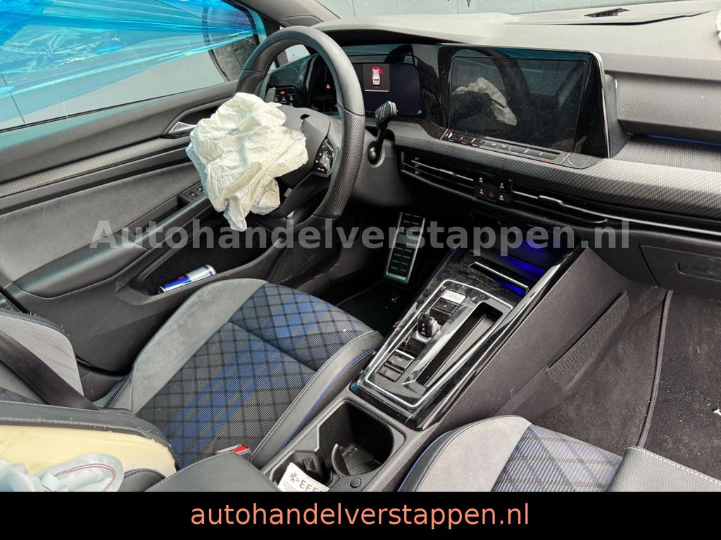 Volkswagen Golf VIII Lim. R 4Motion Performance Panorama
