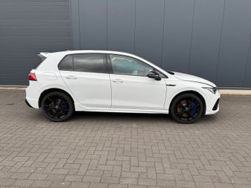 Volkswagen Golf VIII Lim. R 4Motion Performance Panorama