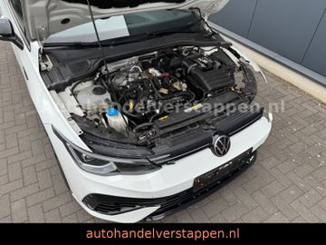Volkswagen Golf VIII Lim. R 4Motion Performance Panorama