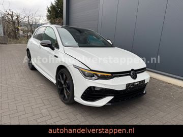 Volkswagen Golf VIII Lim. R 4Motion Performance Panorama