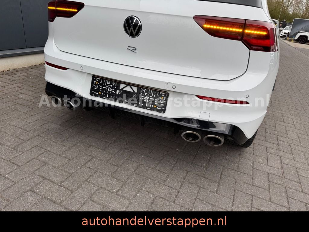 Volkswagen Golf VIII Lim. R 4Motion Performance Panorama