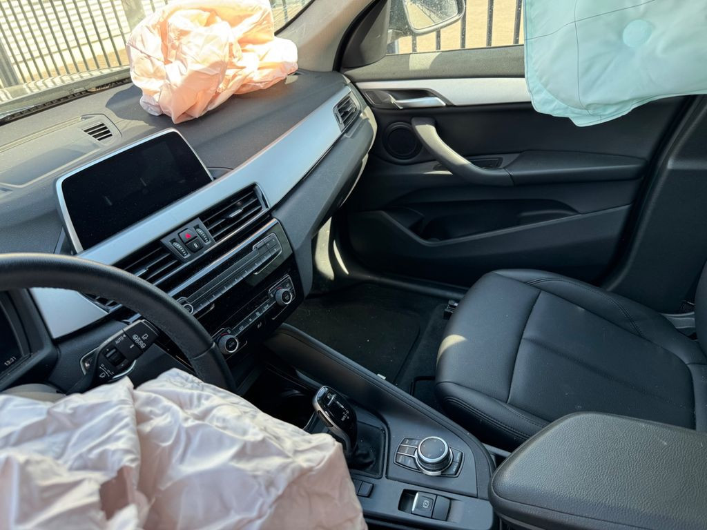BMW X1 sDrive16d Automatik Advantage F48